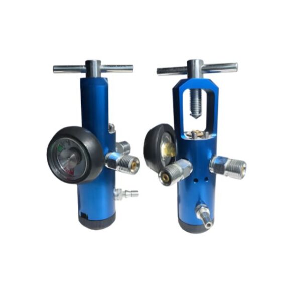 REGULADOR DE OXIGENO DE 3 SALIDAS  50-PSI/0-15LPM CGA-870_TITAN MEDICAL